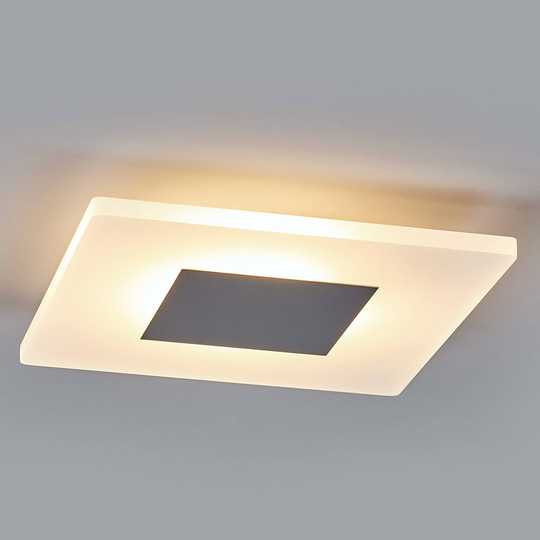 Tarja - kantet LED-taklampe
