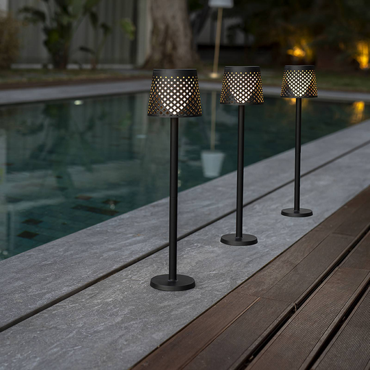 Newgarden Greta LED-solcellelampe, svart