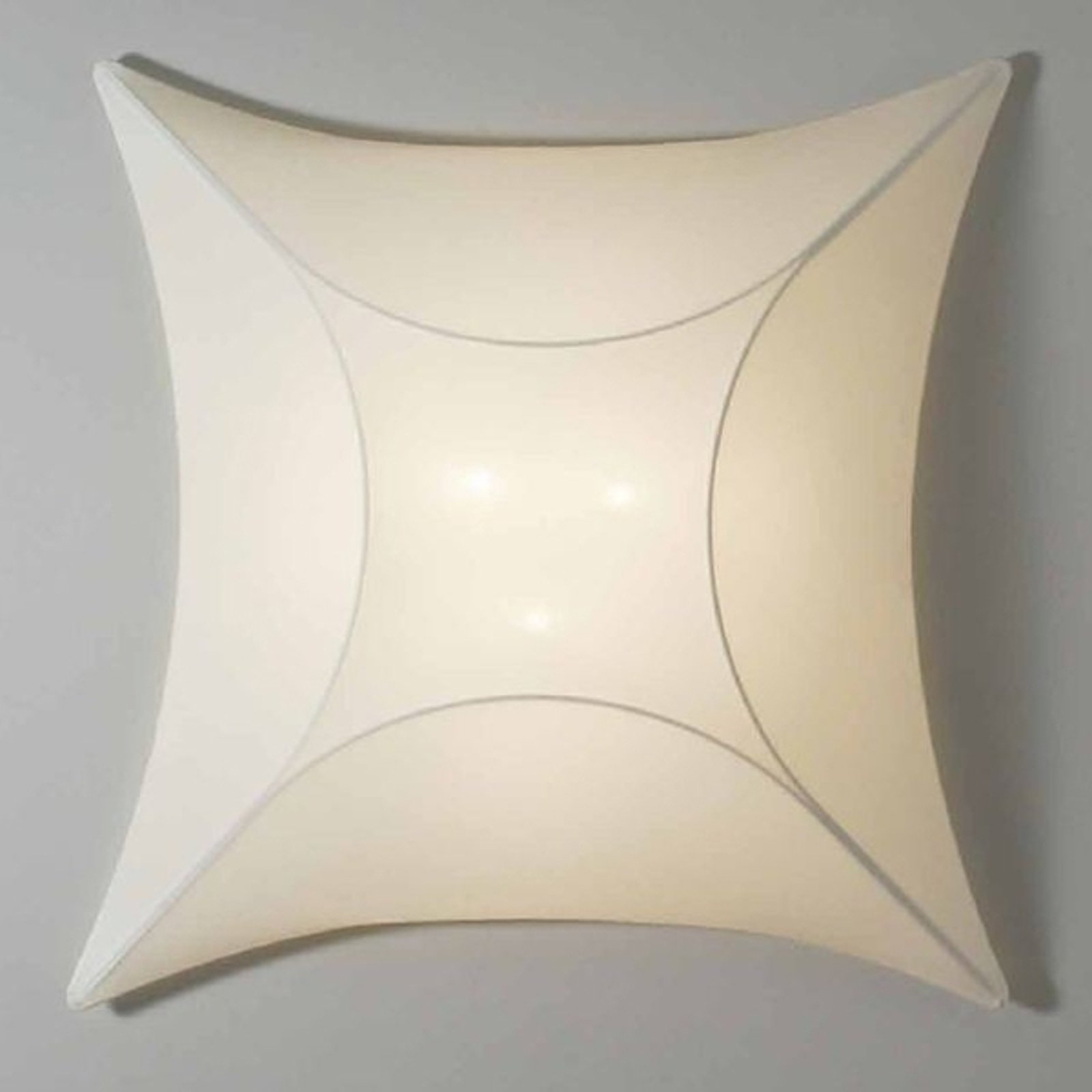 Ekstraordinær Rino vegglampe 90 cm x 90 cm
