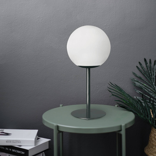Jugen bordlampe, av blåst glass, dimbar