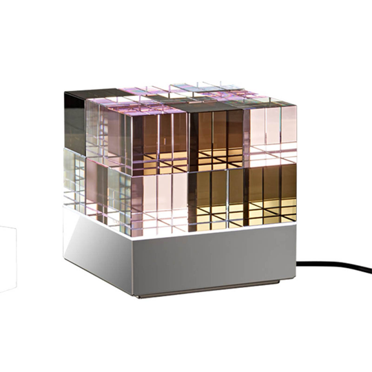 TECNOLUMEN Cubelight LED-bordlampe, rosa/svart