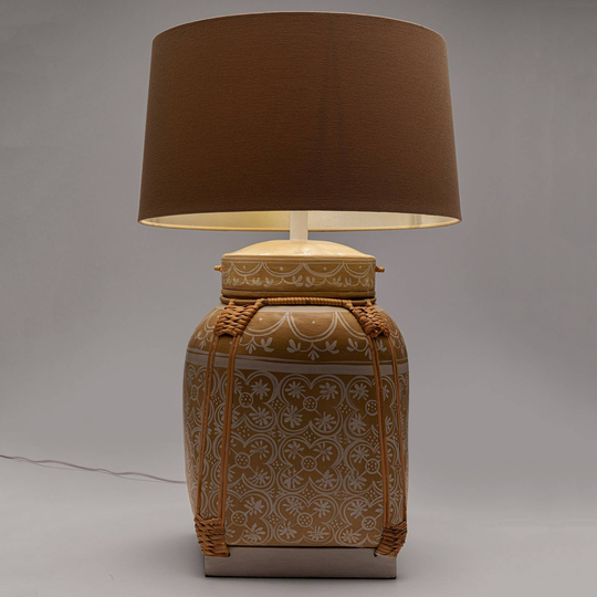 KARE Basket bordlampe med tøyskjerm