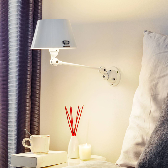 Jieldé Aicler AID301 vegglampe med ledd, hvit