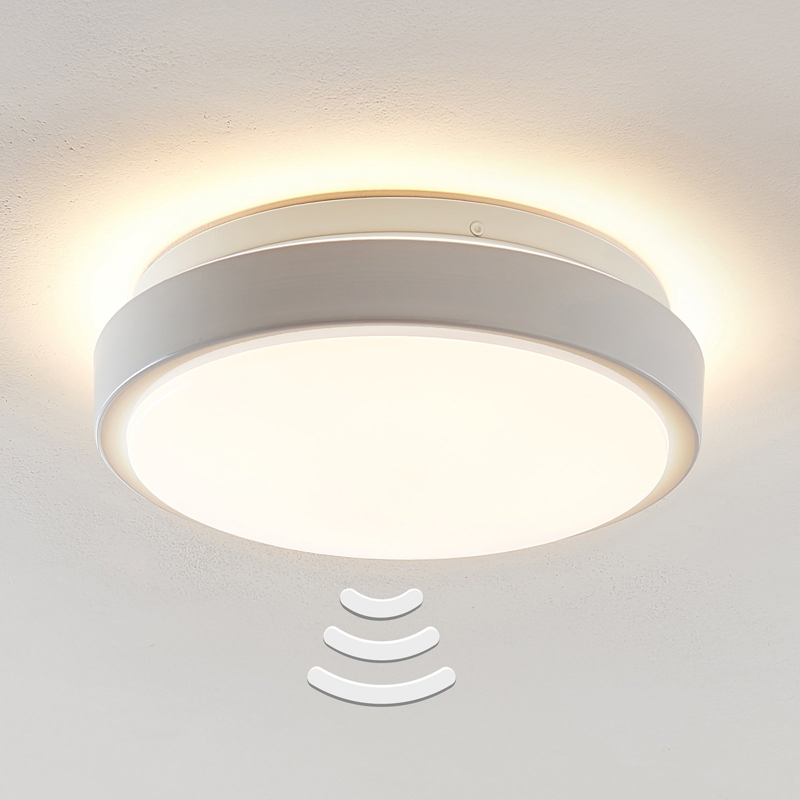 Lindby Camille LED-sensor-taklampe Ø26cm hvit