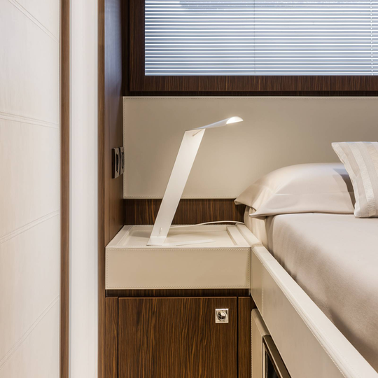 Prandina Elle T1 LED-bordlampe, hvit