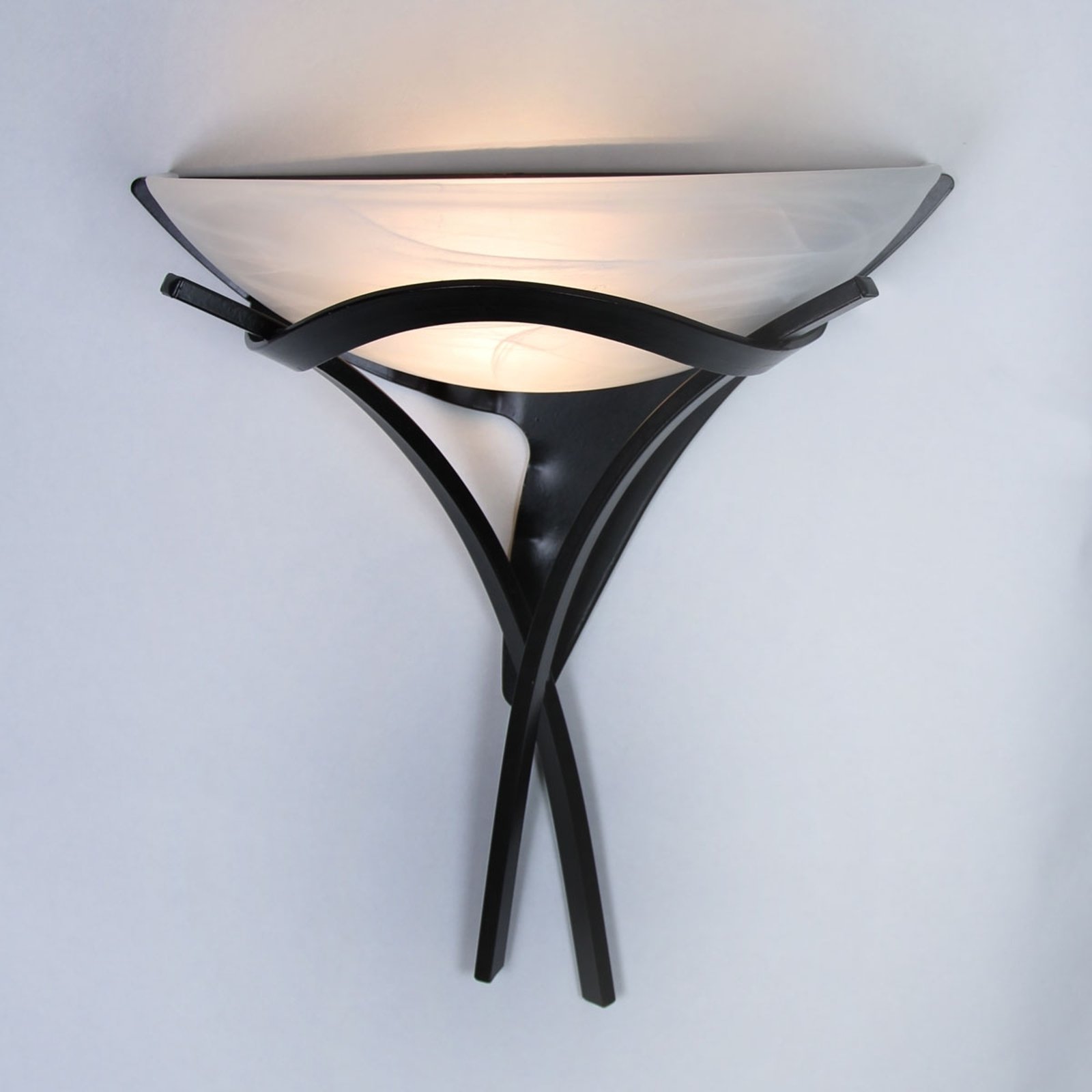 Spottformet OLYMPIA vegglampe