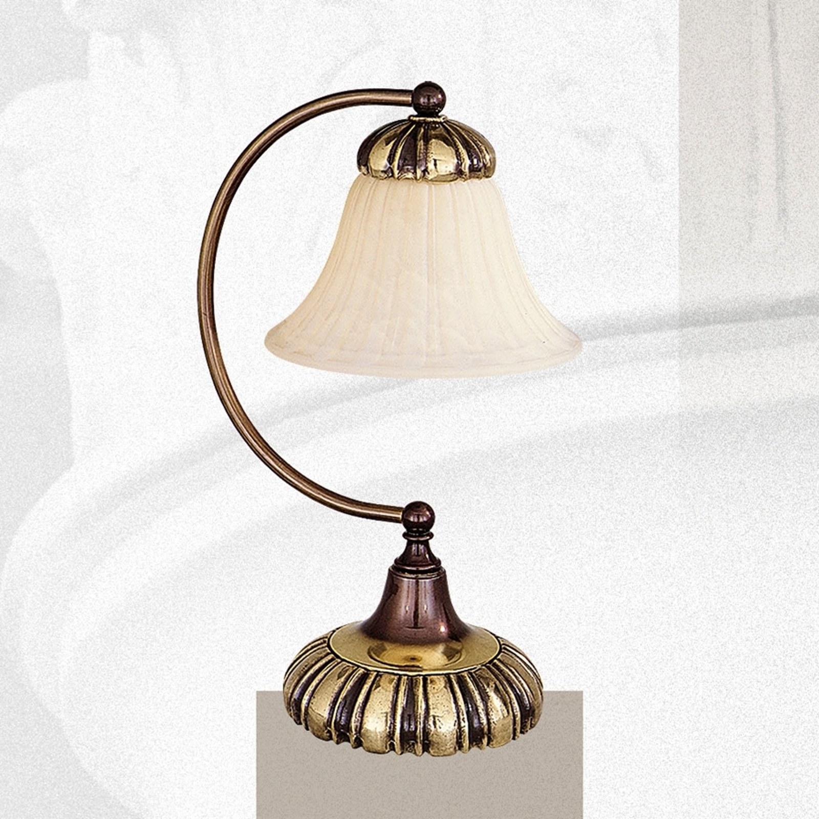 Søt bordlampe LEONARDO