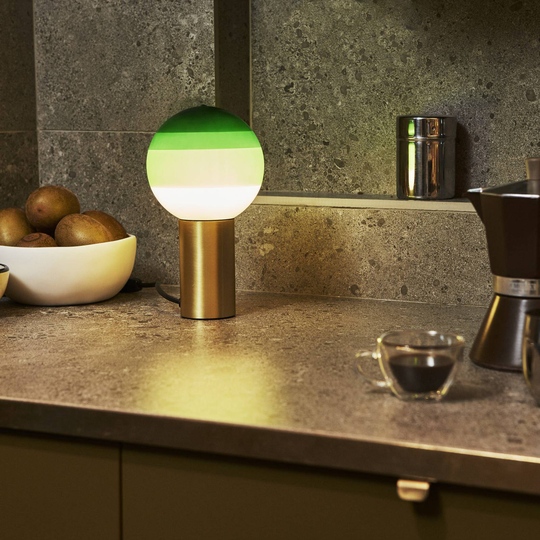 MARSET Dipping Light M bordlampe grønn/messing