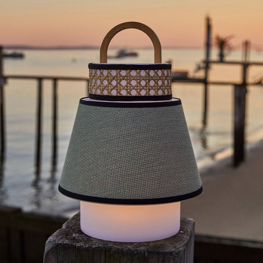 MARKET SET Singapour LED-terrasselampe USB alge