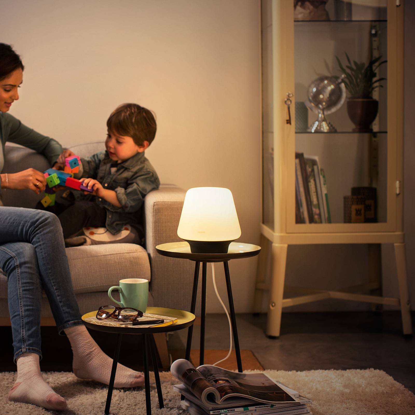 Philips Hue White Ambiance Wellness bordlampe
