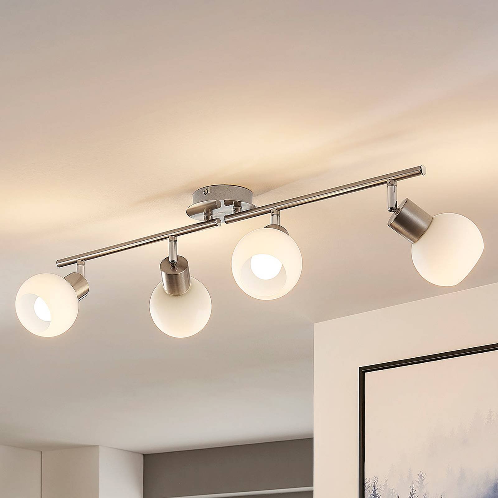 LED-taklampe Elaina med fire lys, matt nikkel