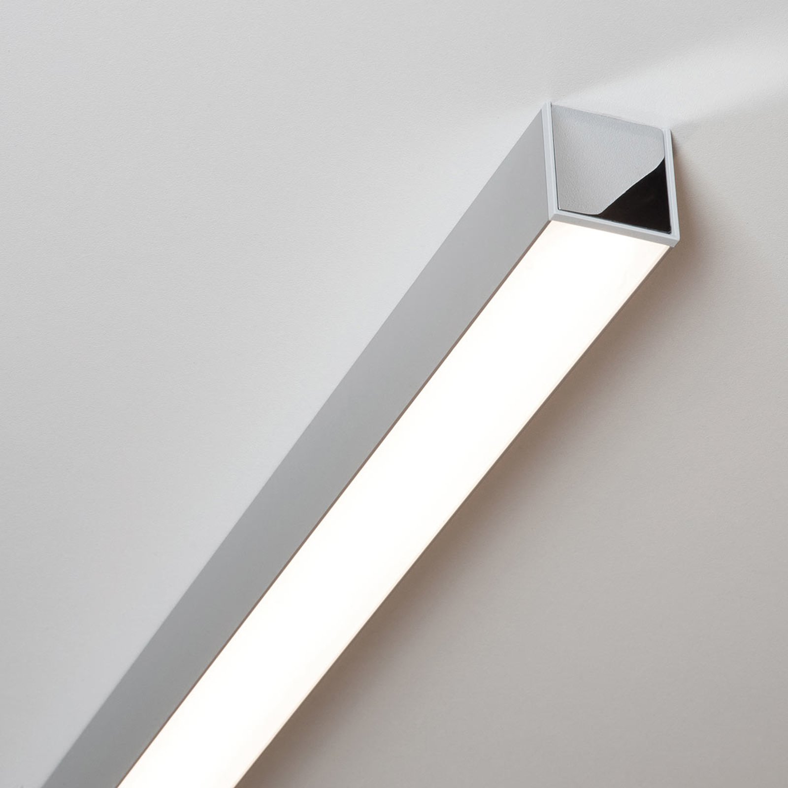 Ride LED-taklampe 57,7 cm, eloksert alu