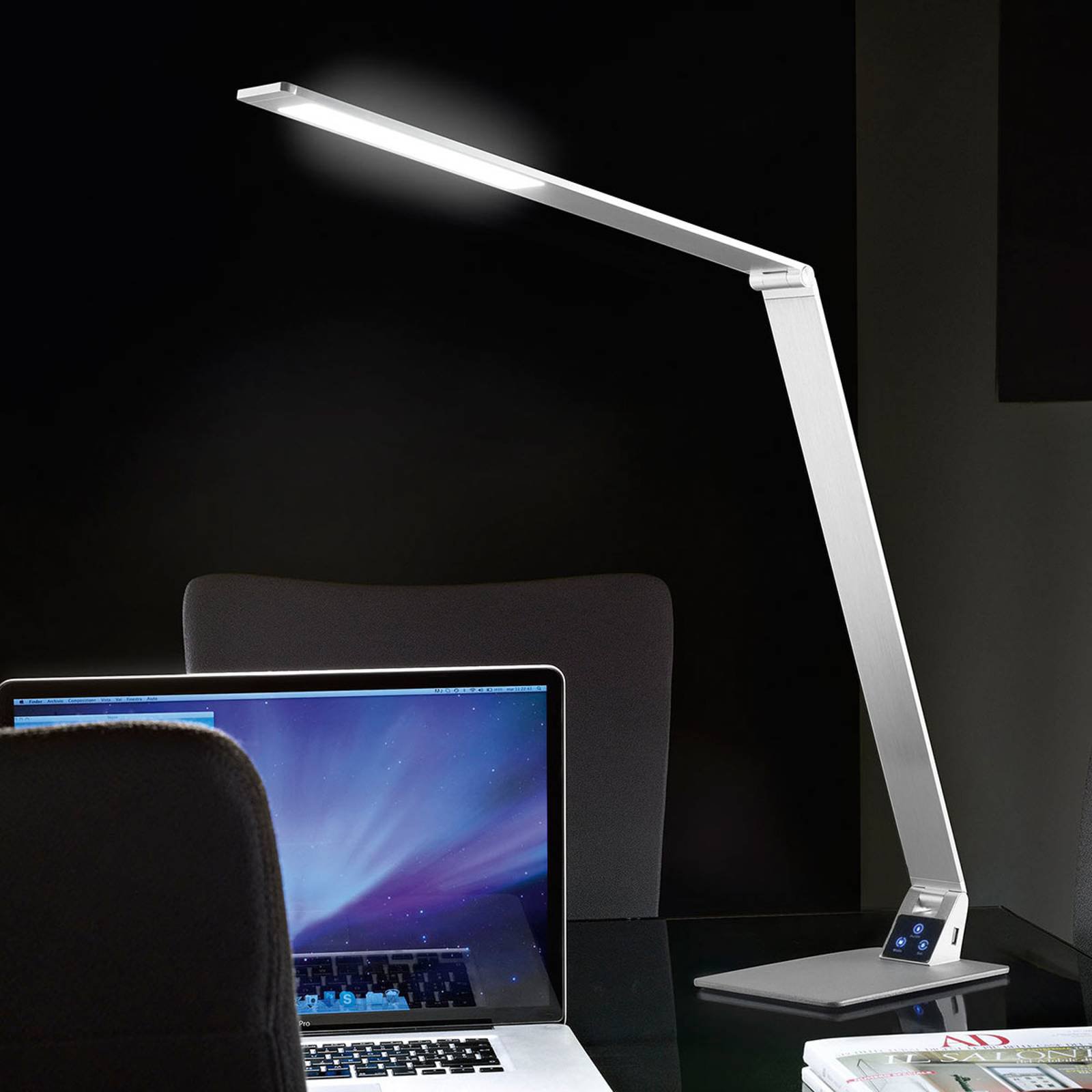 Flat LED-skrivebordslampe Wasp i aluminium