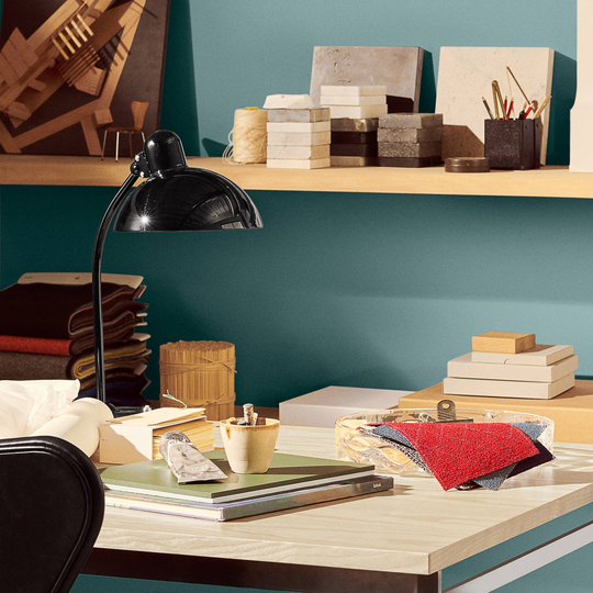 FRITZ HANSEN Kaiser Idell 6556-T blank svart