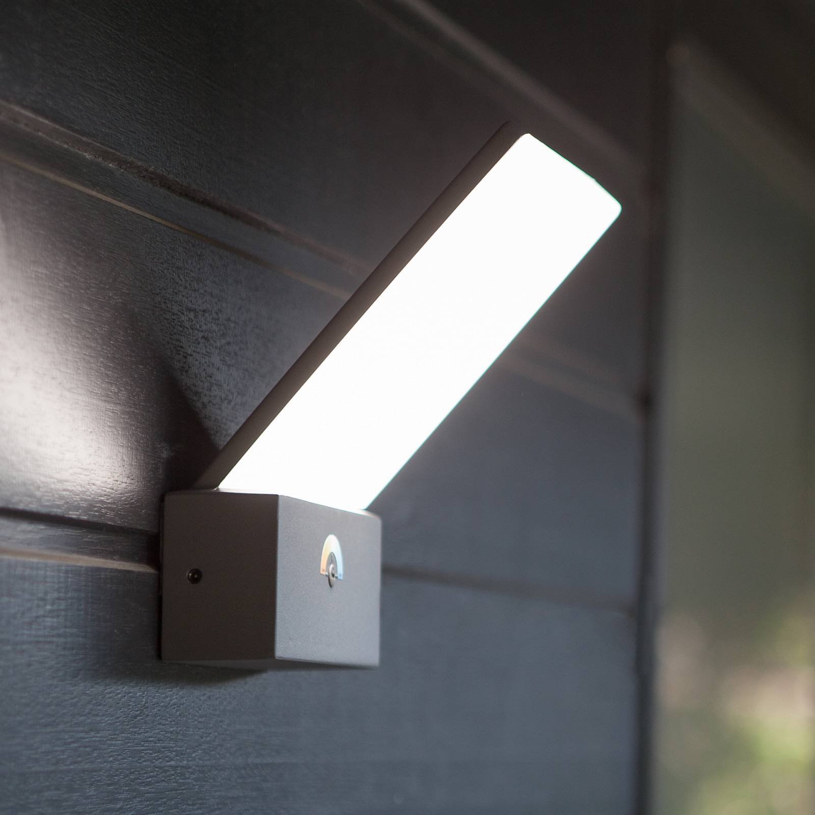 LED-vegglampe Pano, 3 000 K – 5 000 K