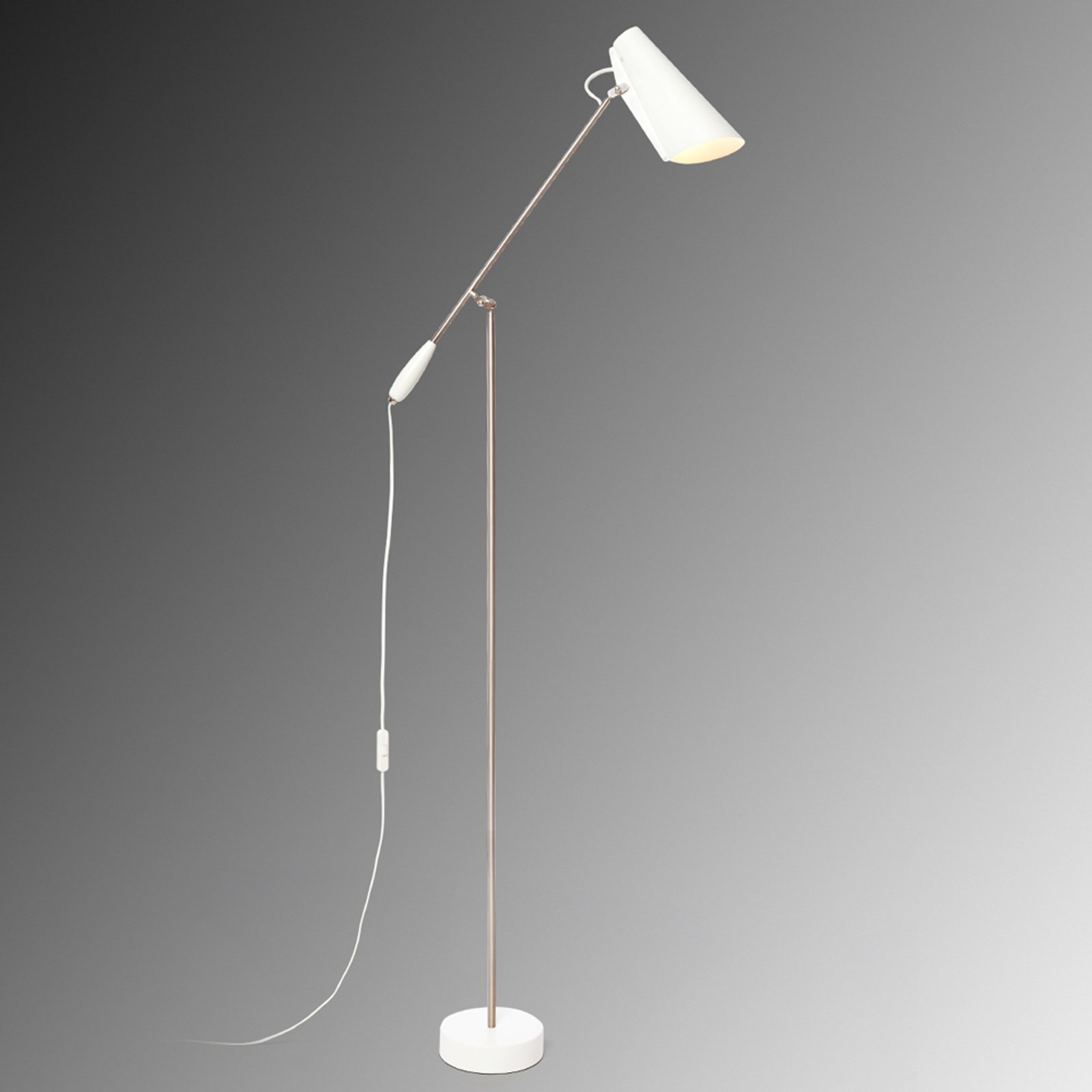 Hvit gulvlampe Birdy i retrostil.