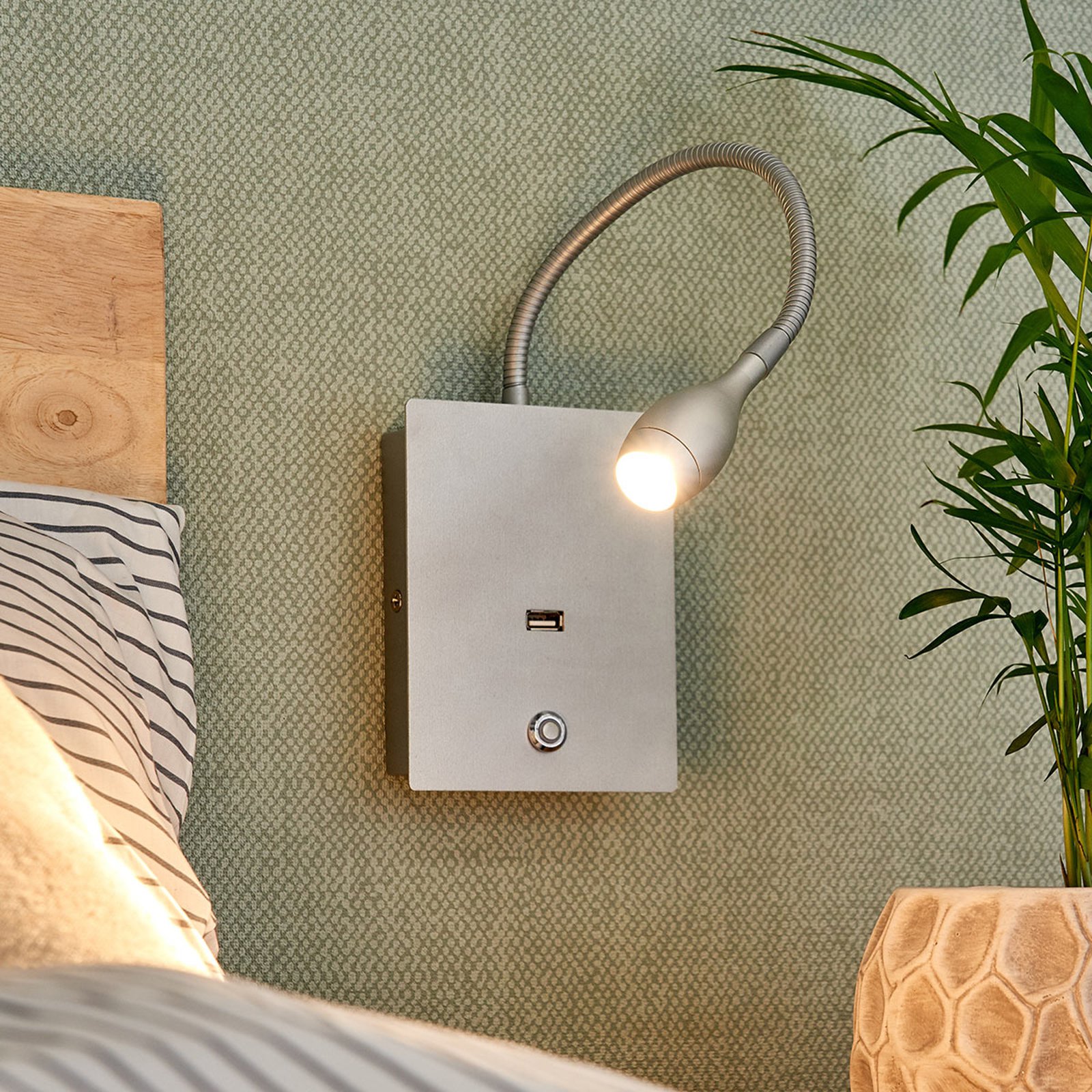 Fleksibel LED-vegglampe Marbod med dimmer