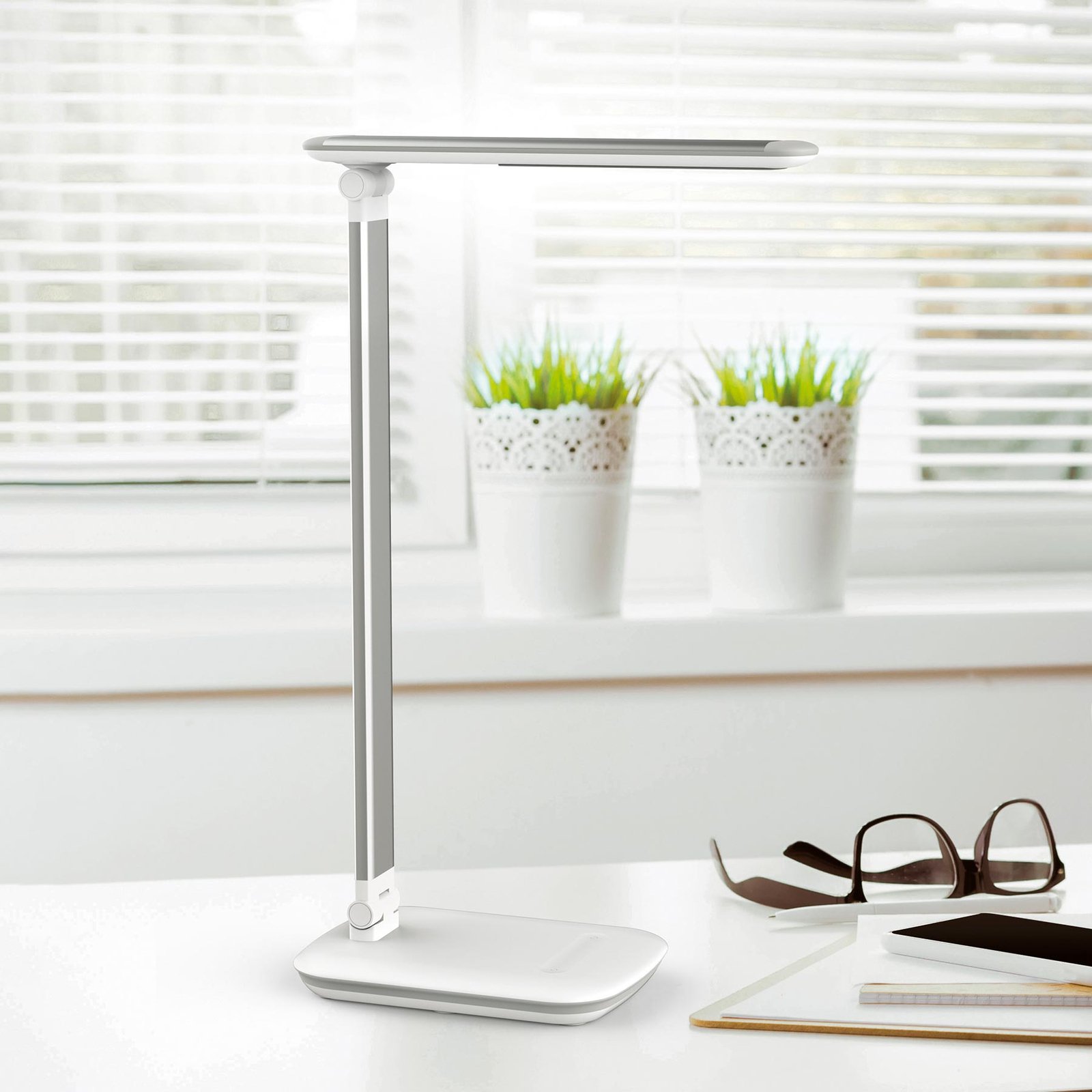 MAULjazzy - dimbar LED-skrivebordslampe