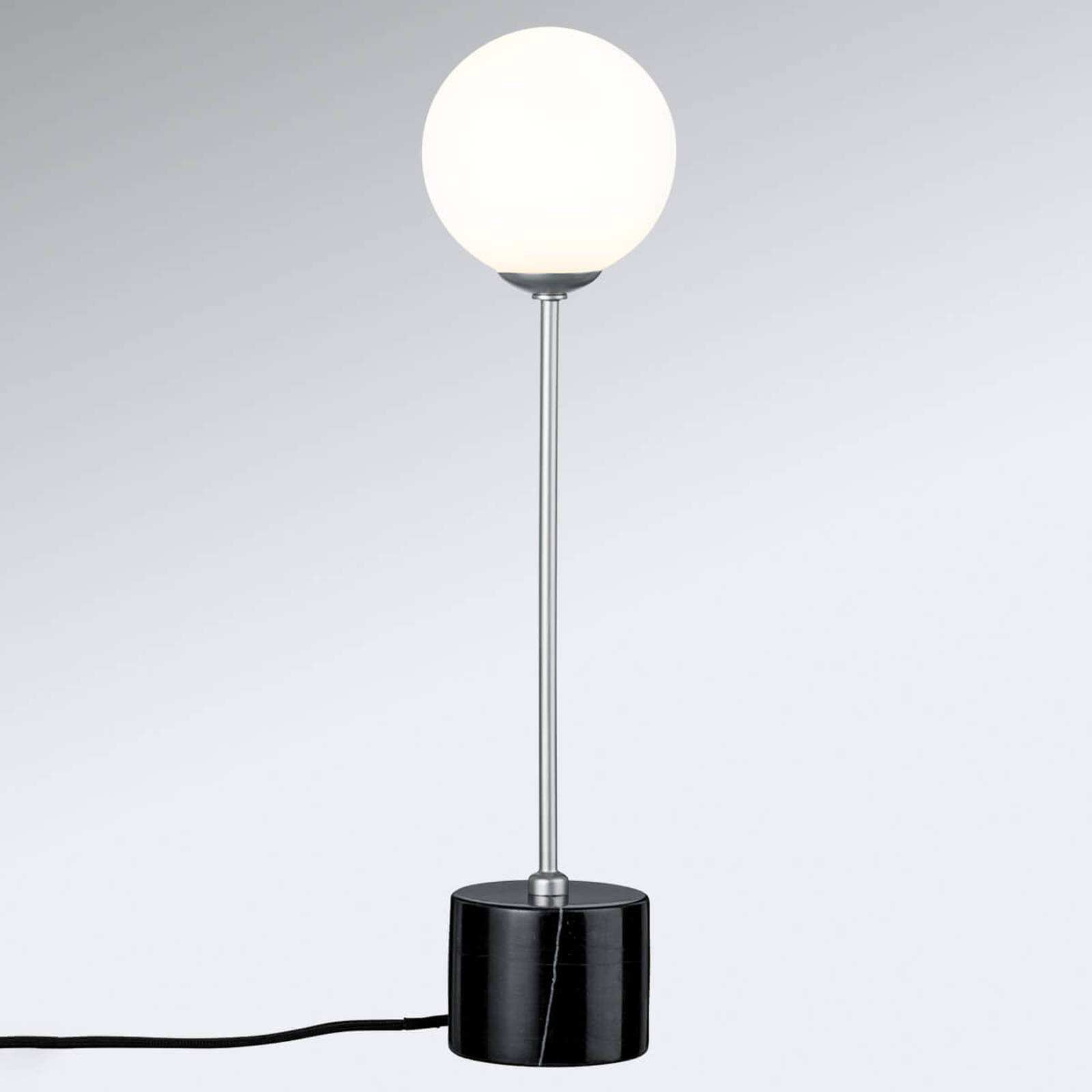 Bordlampe Moa i elegant design