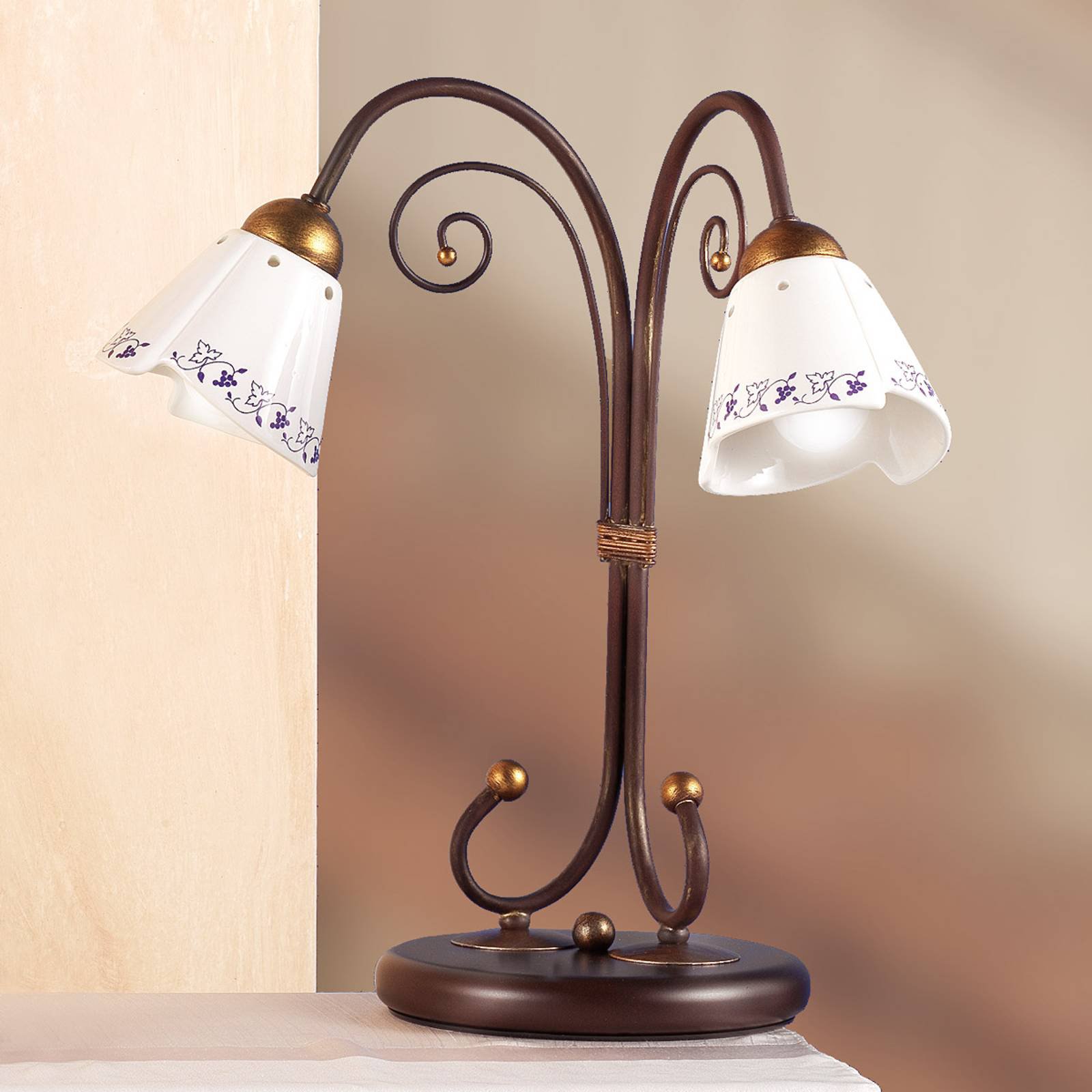Elegant CARTOCCIO bordlampe med to lys