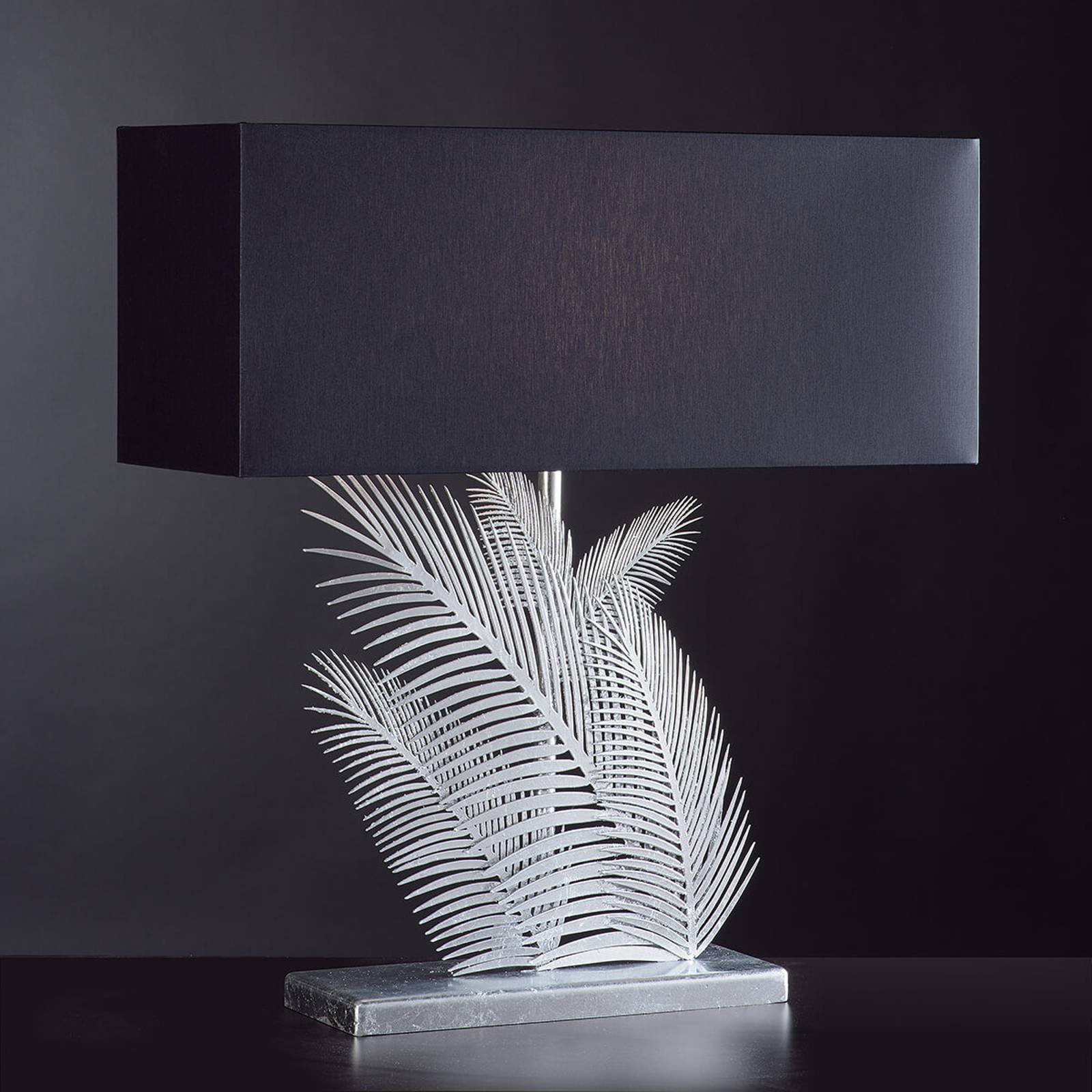 Elegant bordlampe Felce med tekstilskjerm