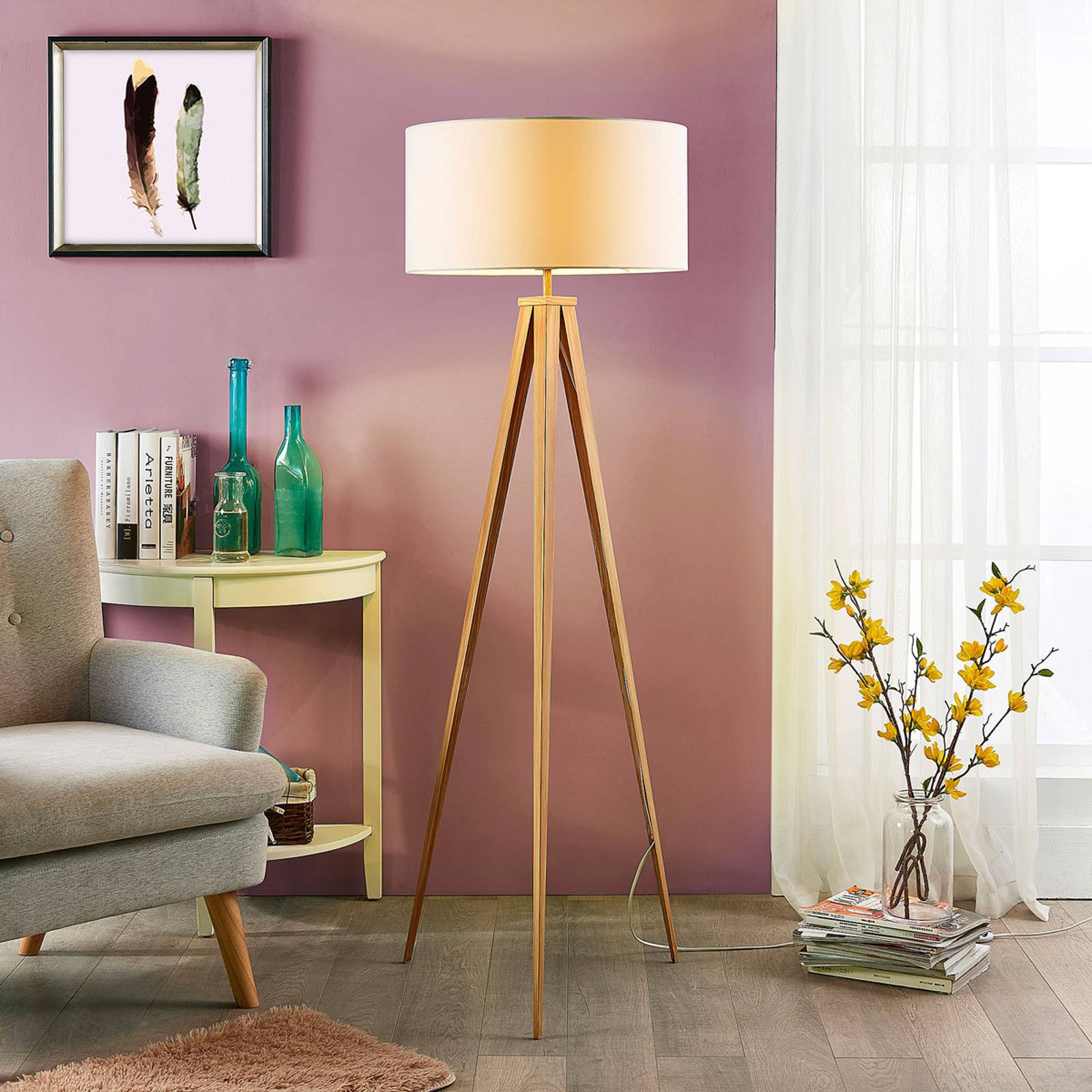 Lindby Benik tripod-gulvlampe, hvit, trestil