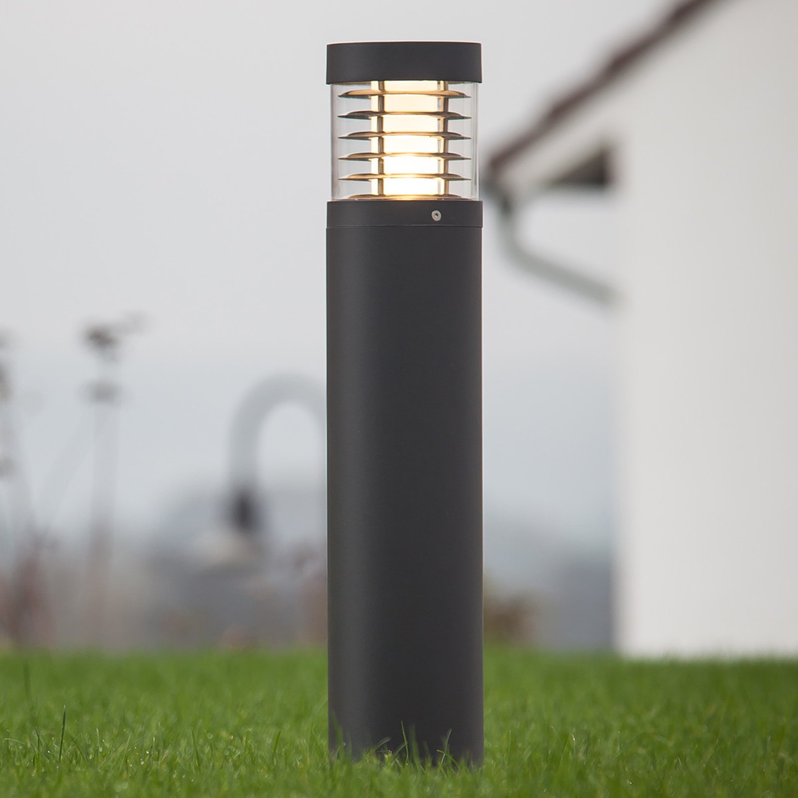 65 cm høy LED vejlampe Lucius