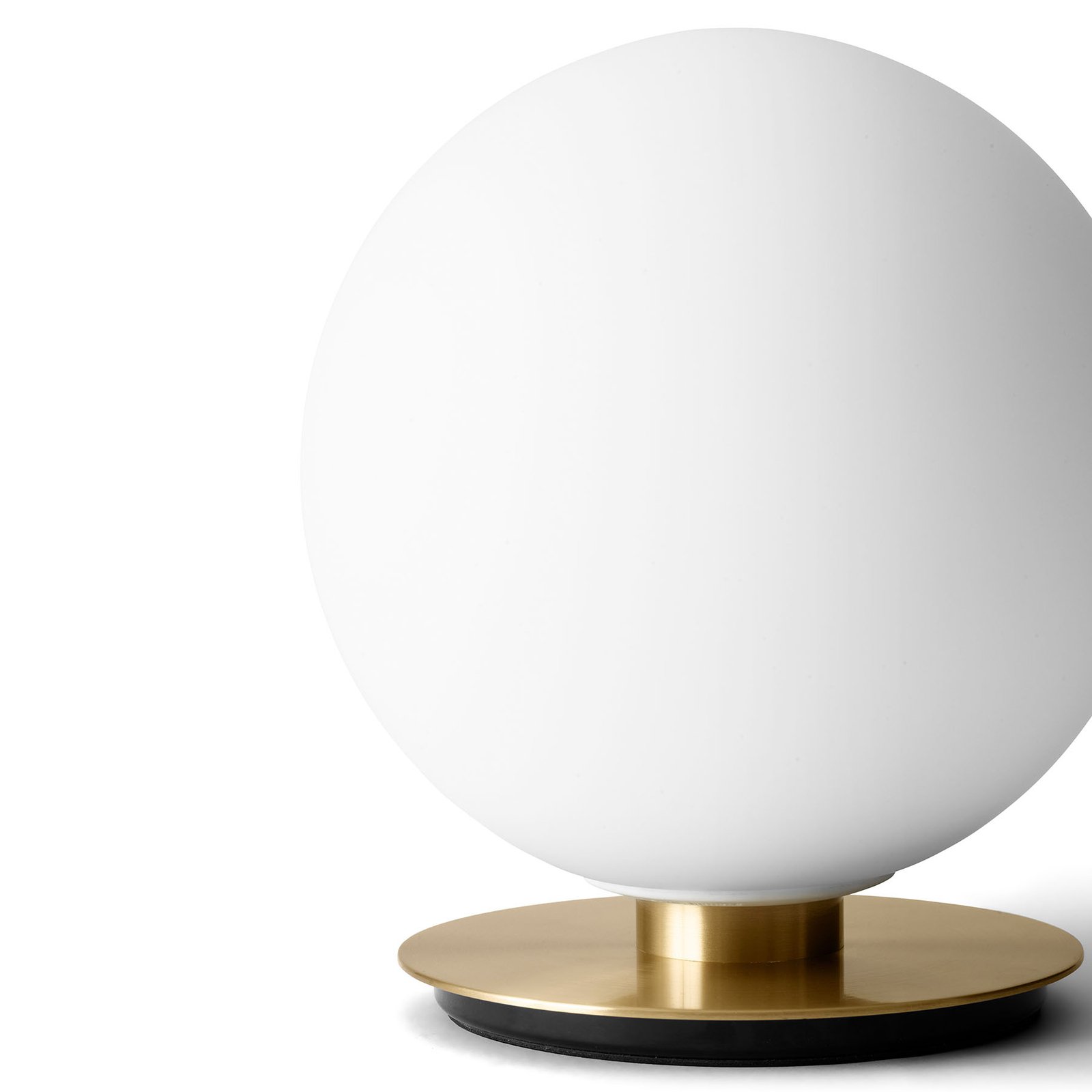 Menu TR Bulb DTW bordlampe 22 cm messing/opal matt