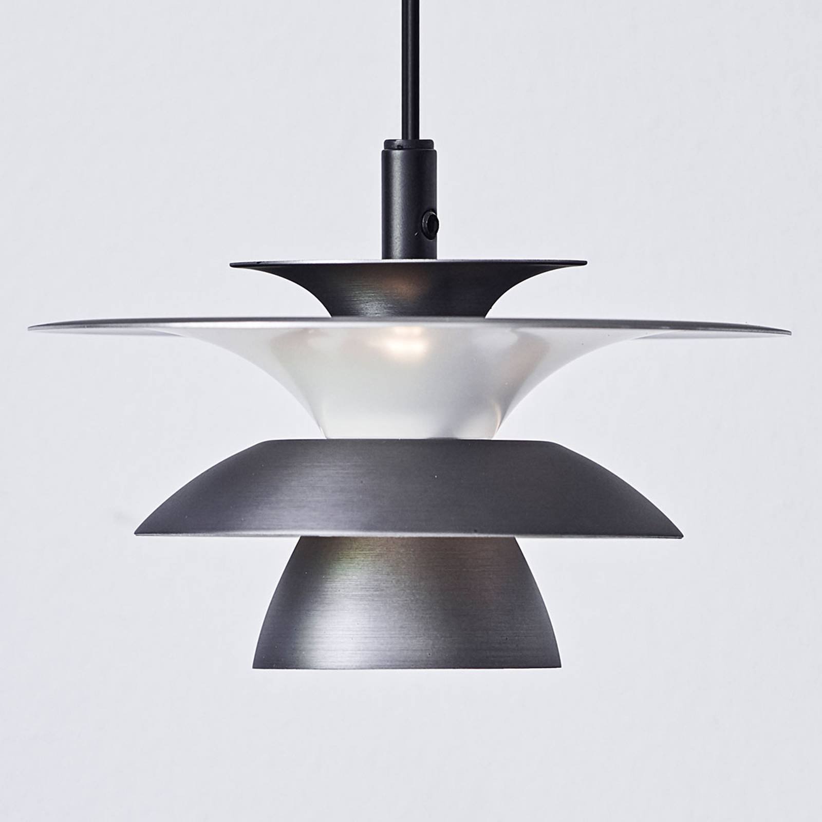 LED-pendellampe Picasso 1 lyskilde Ø 18cm oksidgrå
