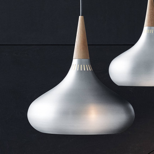 FRITZ HANSEN Orient P2 pendel alu/eik Ø 34 cm