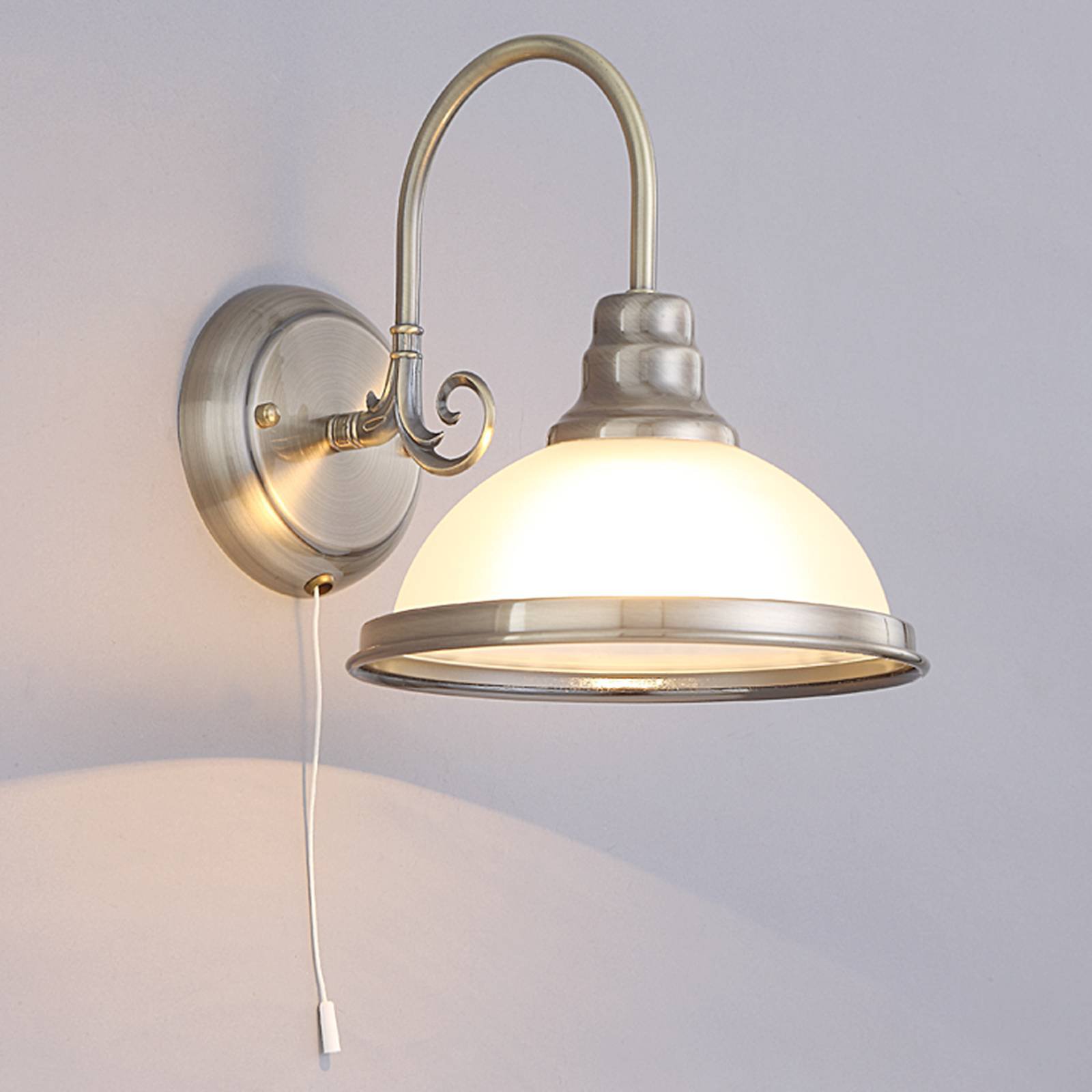 Klassisk yndig vegglampe Alicia
