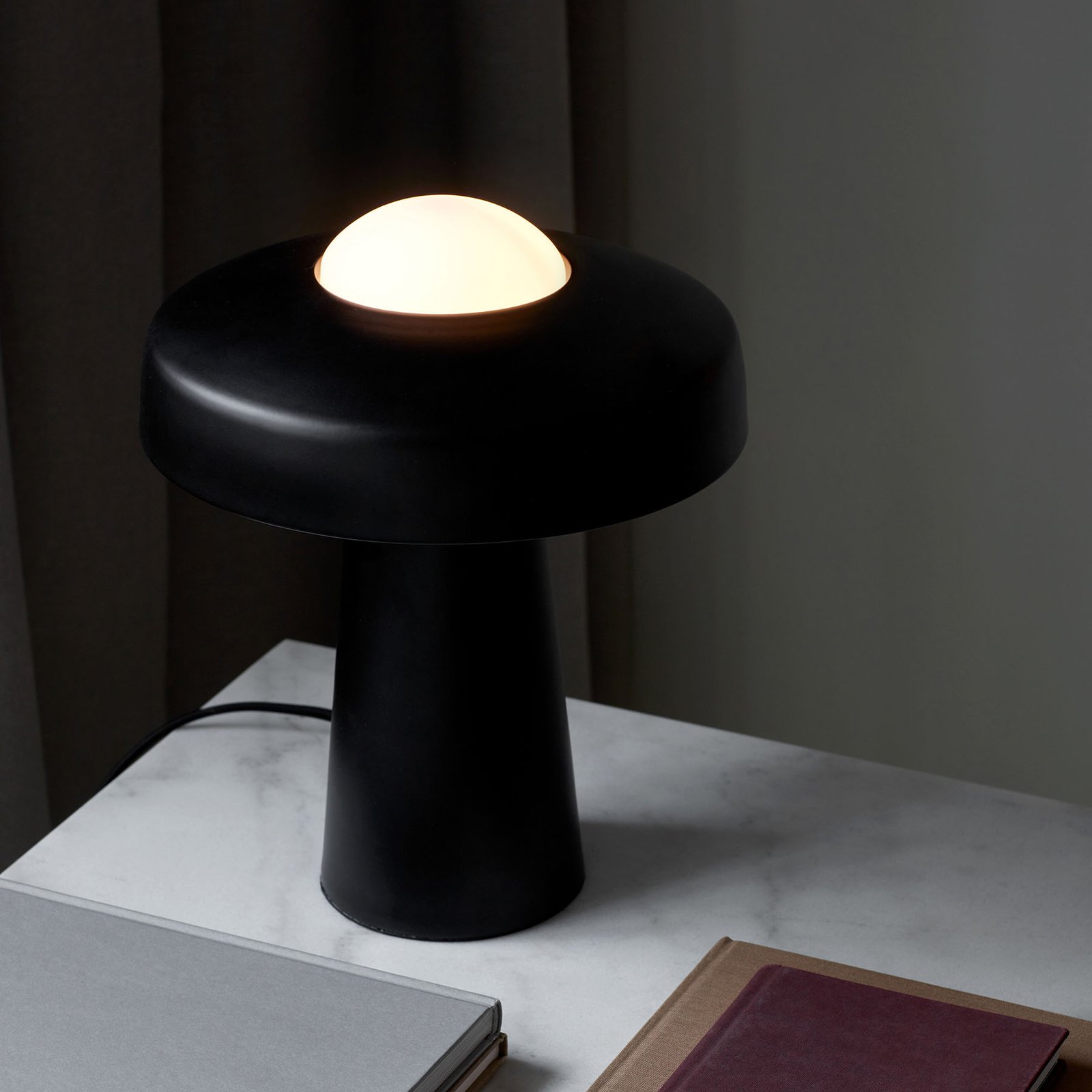 Bordlampe Time, svart