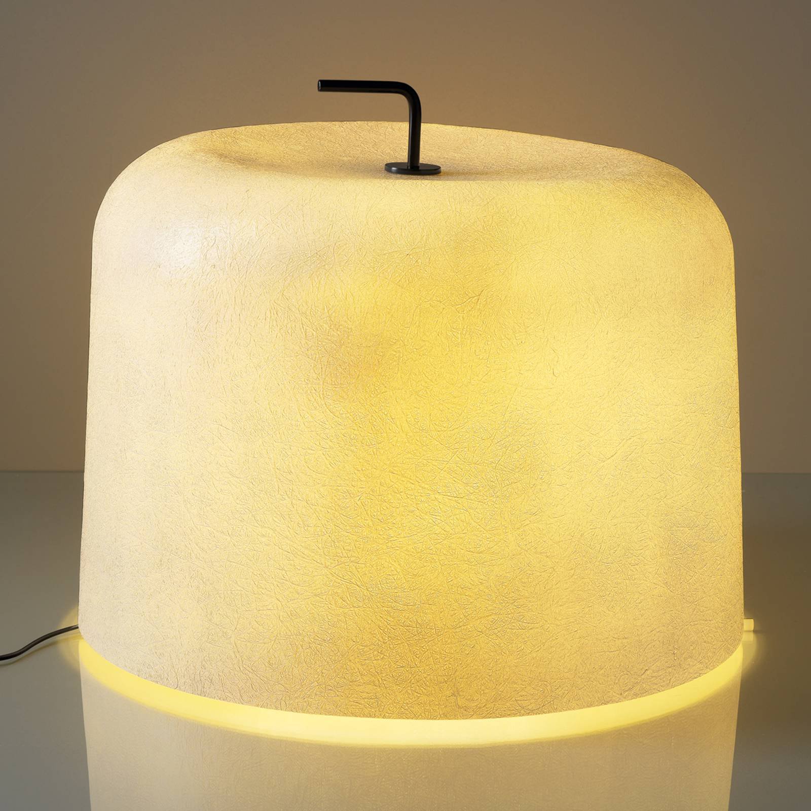Gulvlampe Ola Move med hvit glassfiberskjerm