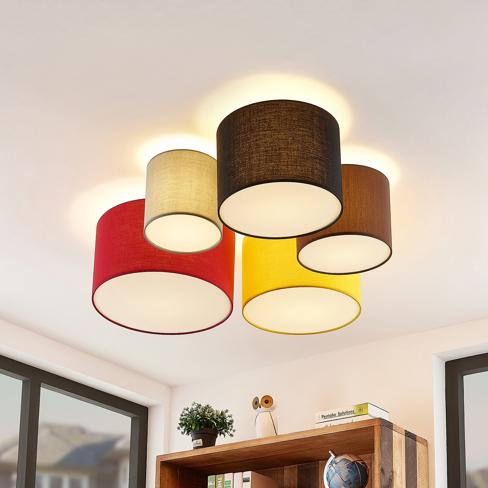 Lindby Laurenz taklampe, 5 lys 90cm rød-gul