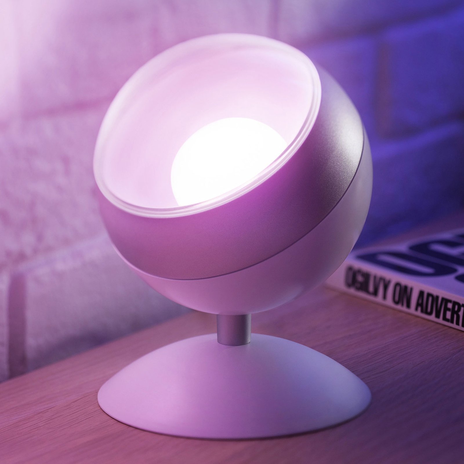 WiZ Quest LED-bordlampe, RGBW, hvit