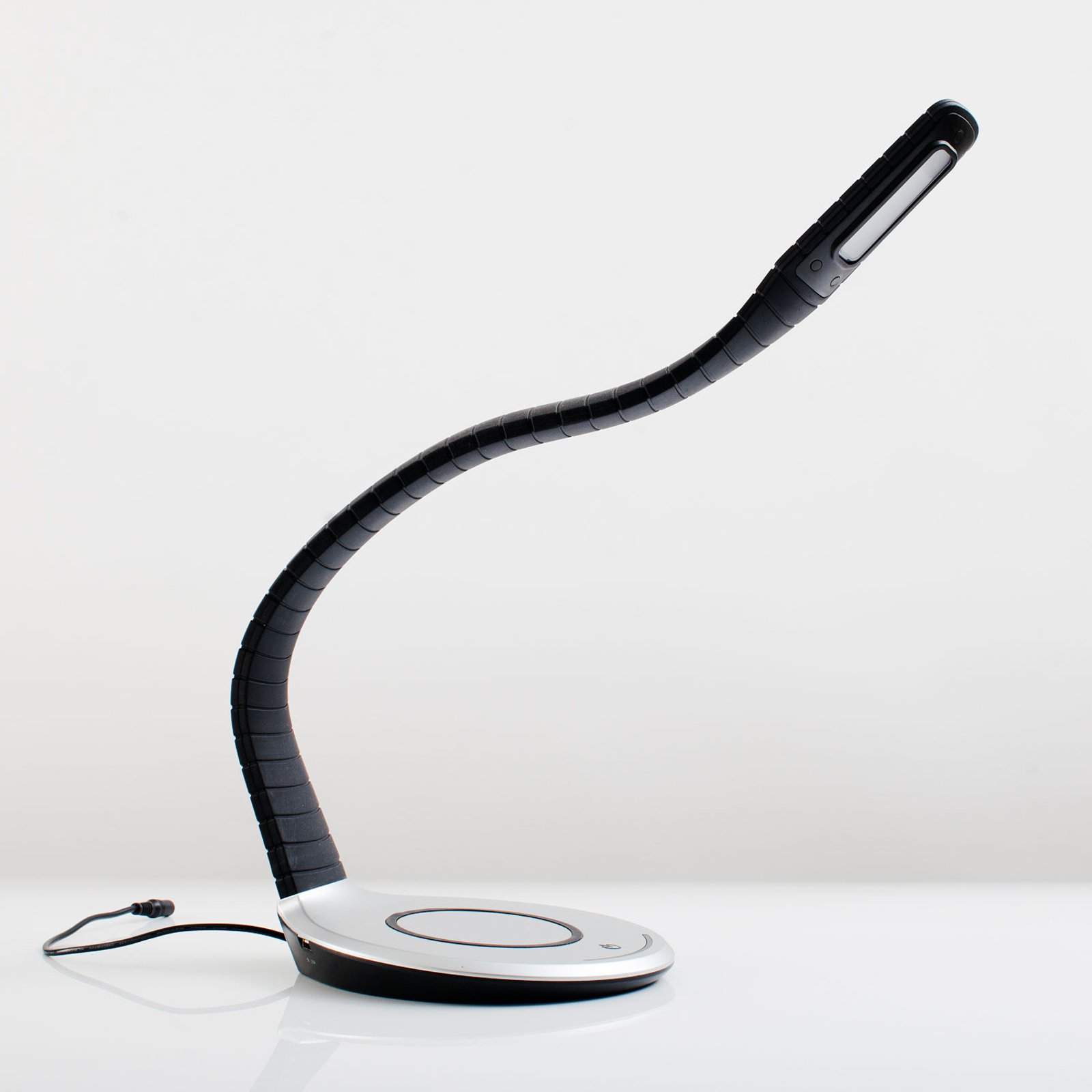 TRAE Luni LED-bordlampe, Qi, 5 000 K svart