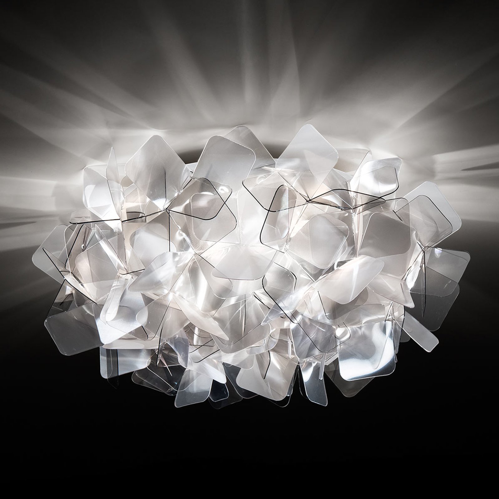 Uvanlig vegglampe Clizia, røykfarget