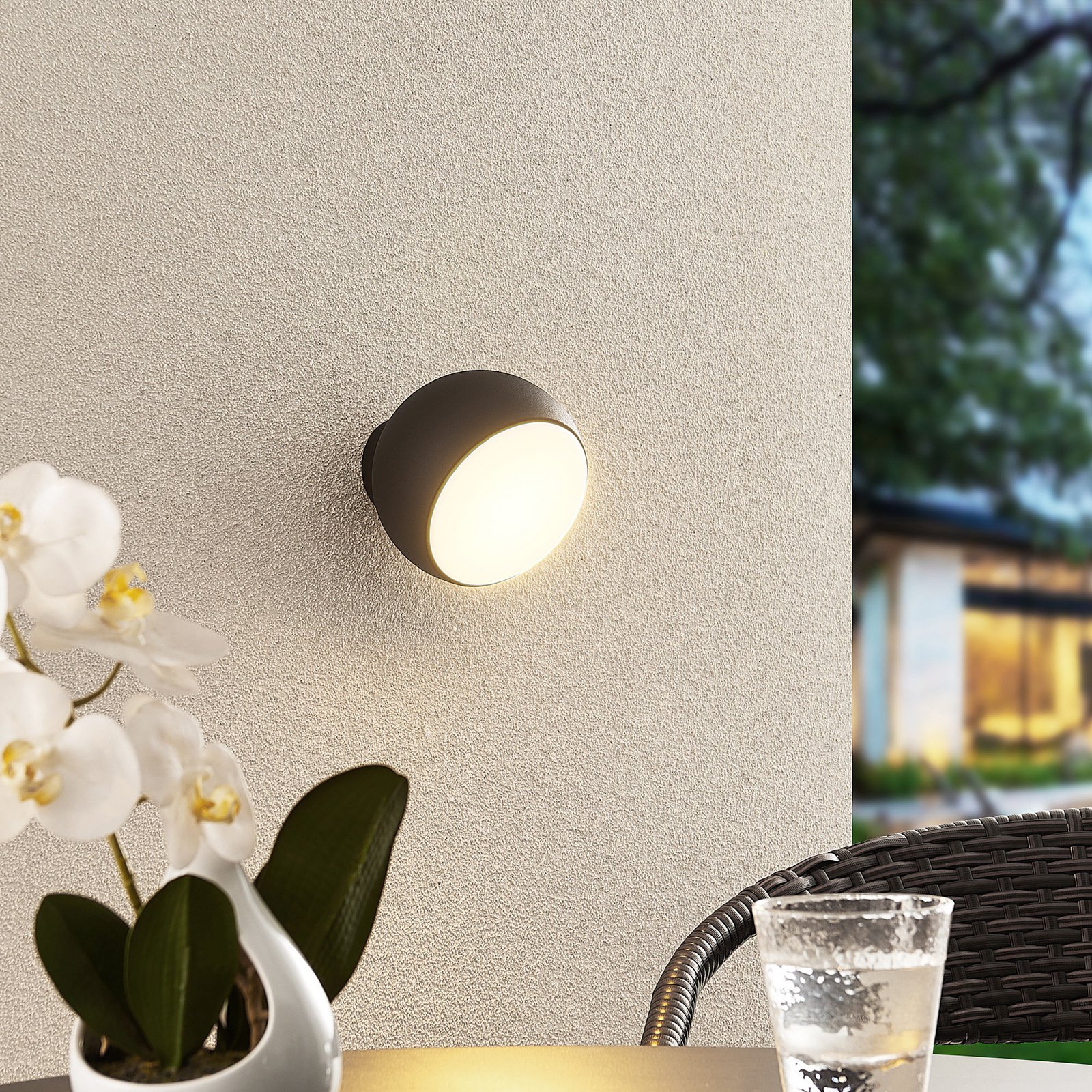 Arcchio Davir LED-vegglampe, bærbar, batteri svart