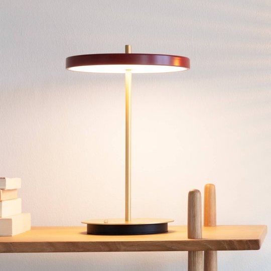 UMAGE LED-bordlampe Asteria move rubinrød