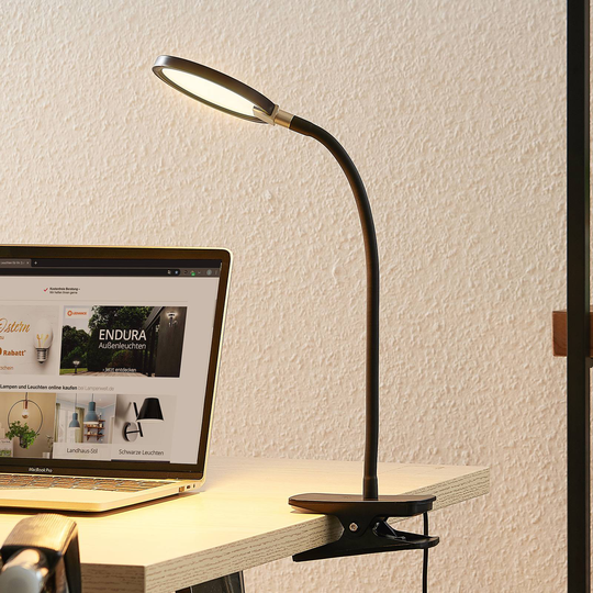 Lindby Binera LED-klemmelampe med dimmefunksjon