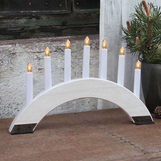 Viking Bow - en hvit lysestake med 7 lys