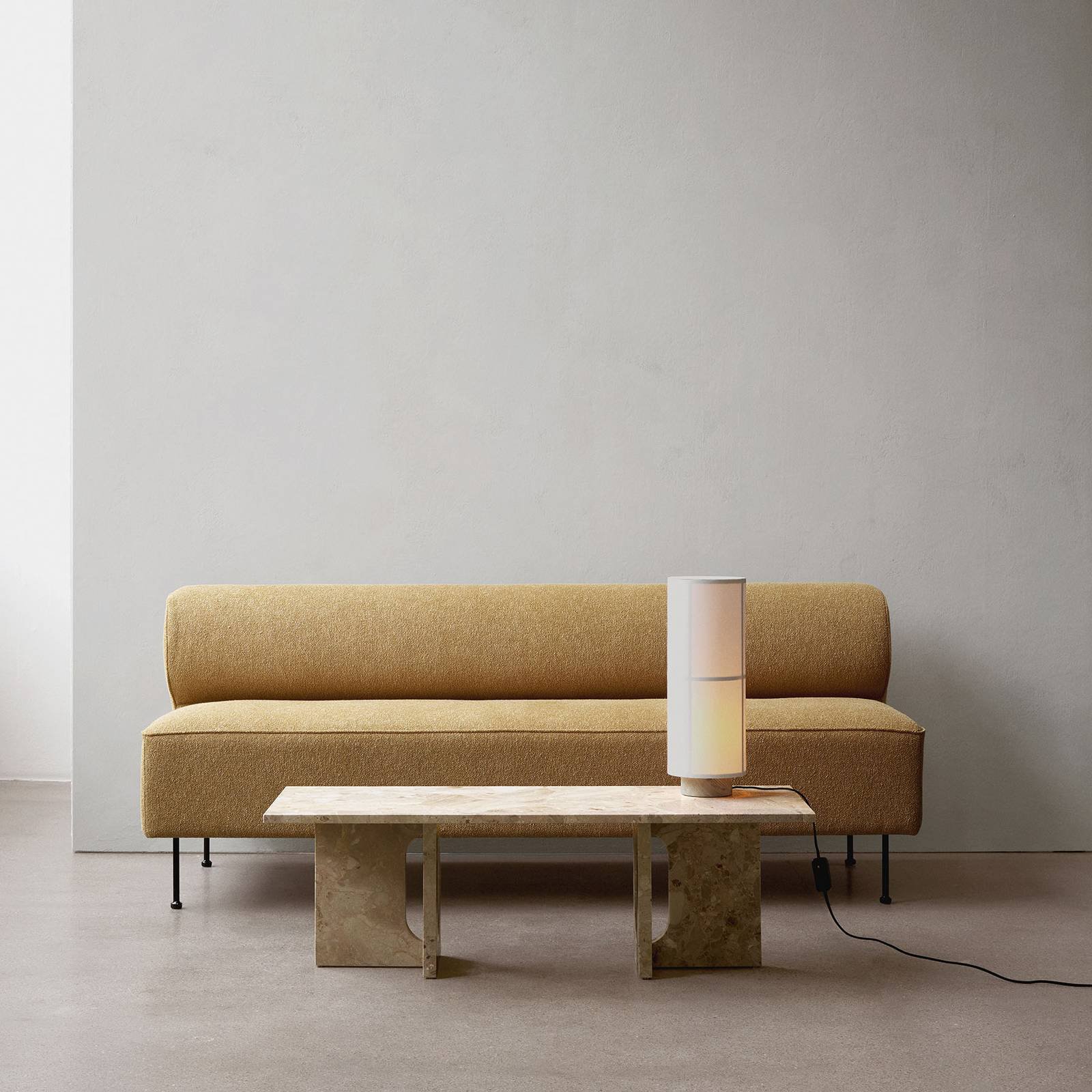 Menu Hashira bordlampe med dimmer