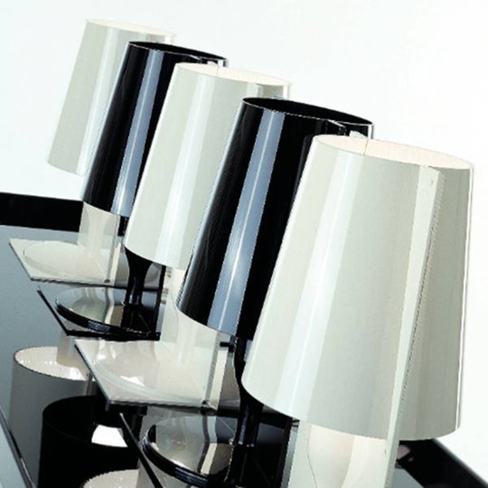 Kartell Take designer-bordlampe, hvit