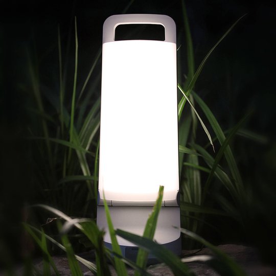 Dragonfly – solcelledrevet bordlampe til utebruk