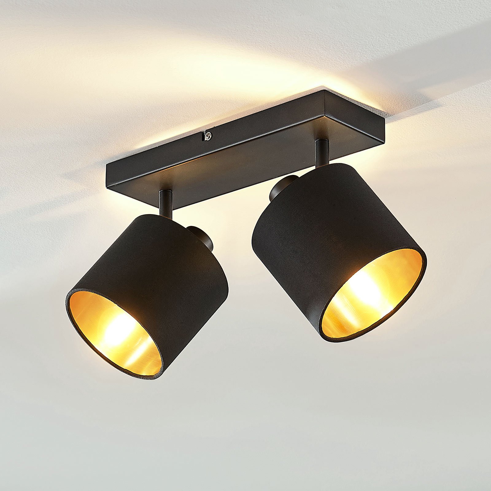 Stoff- taklampe Vasilia i svart-gull, 2 lyskilder