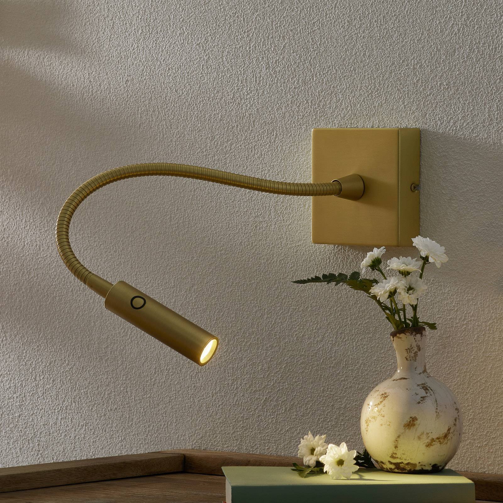 LEDS-C4 Tip LED-vegglampe, fleksibel justerbar