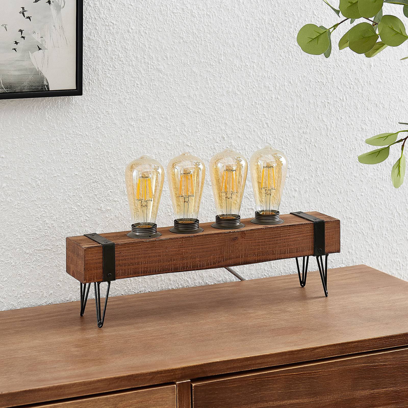 Lindby Sverina bordlampe av tre, 4 lyskilder