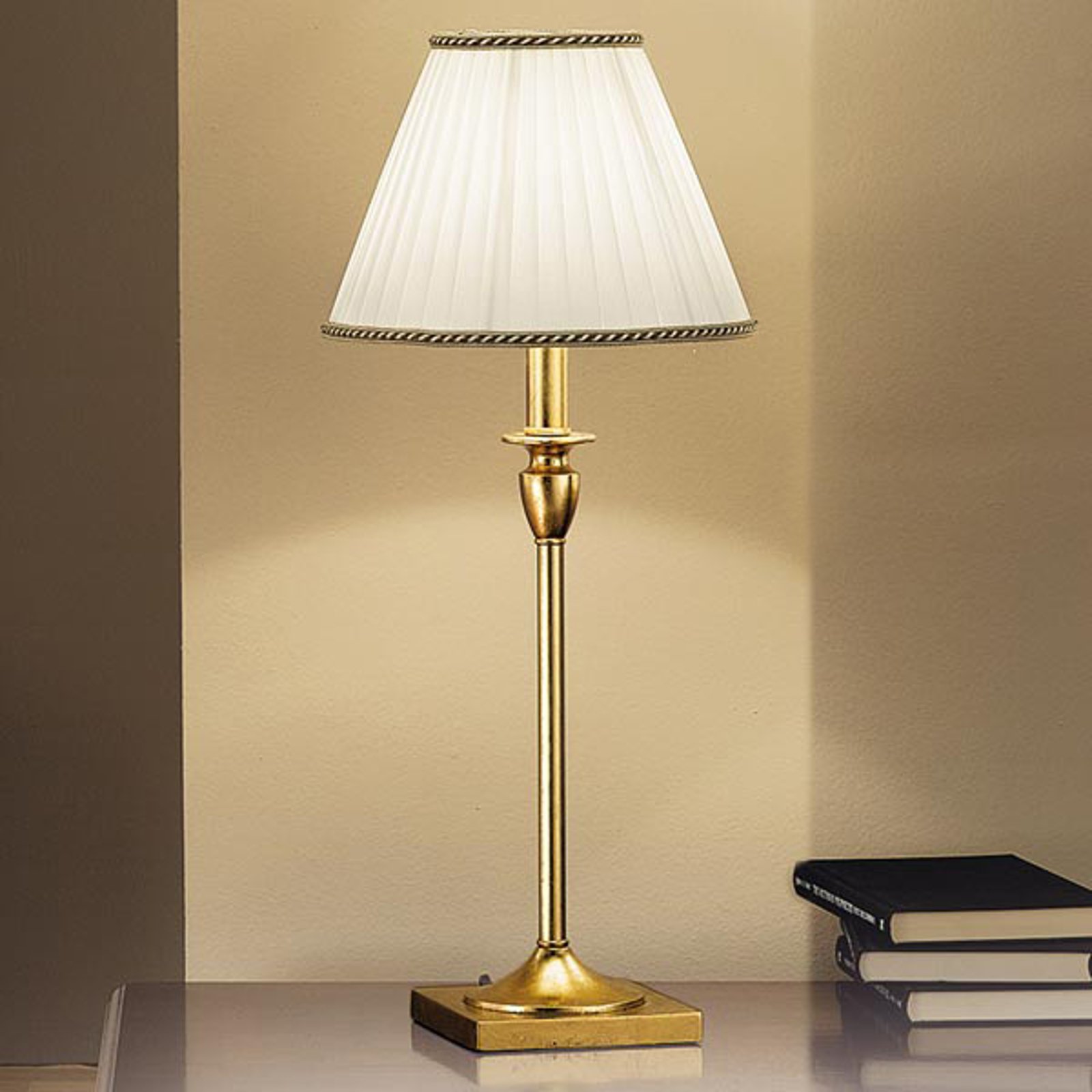 Stilig DONATA bordlampe Ø 25,4 cm