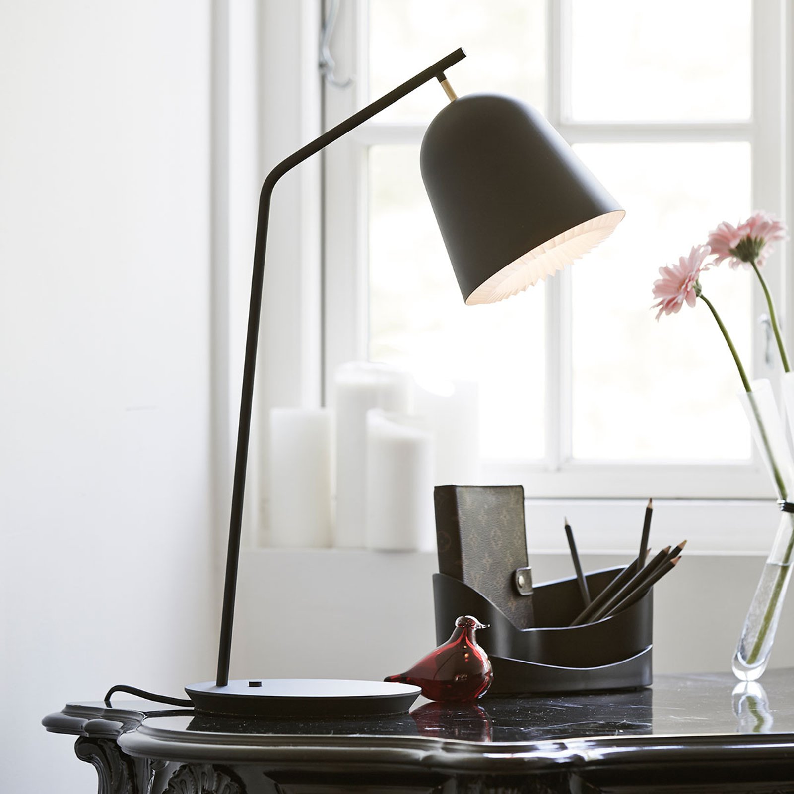LE KLINT Caché - designer-bordlampe i svart