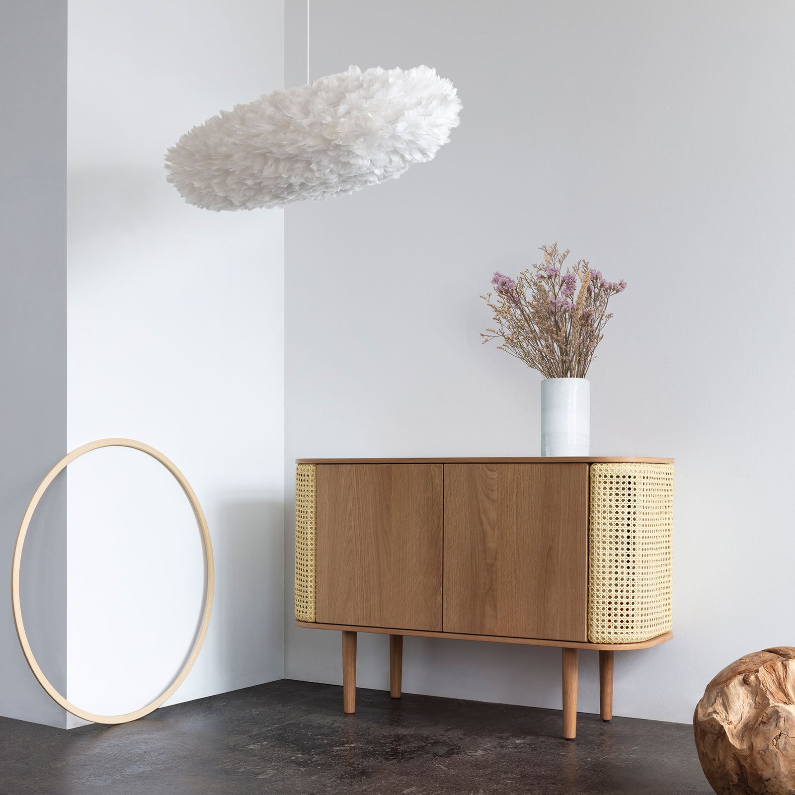 UMAGE Eos Esther Medium hengelampe, hvit, 60 cm